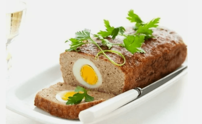 لفة من اللحوم مع بيضة على نظام دوكان